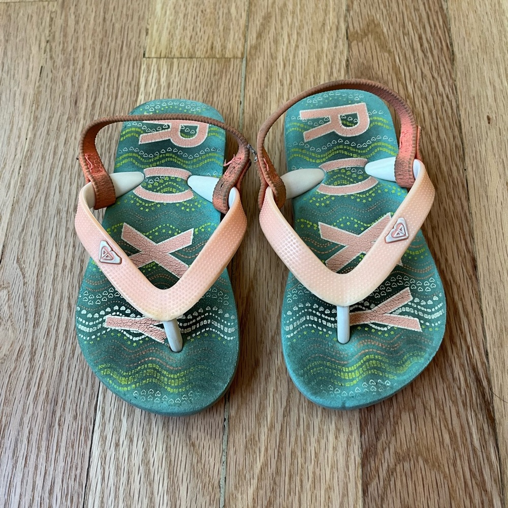 Roxy Flip Flops (free)